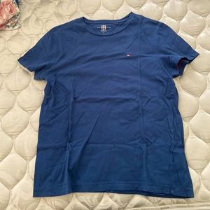 Tommy Hilfiger Tee, size Men’s small